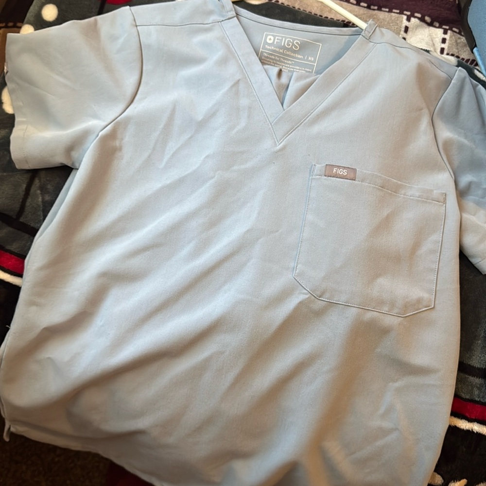 Figs scrubs